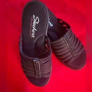 Sketchers Black Wedge Sandals